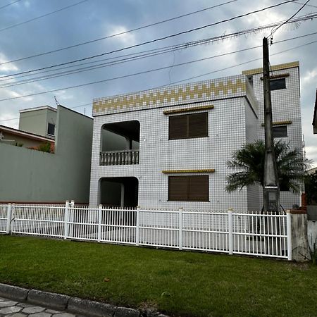 Casa De Praia Com Boa Ventilacao Garagem Coberta Para 3 Carros 50M Da Praia Villa Boa Fé Exterior foto